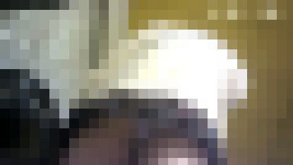 JK逆さ撮り File.003　カーディガン赤チェJKの薄ピンクパンチラ