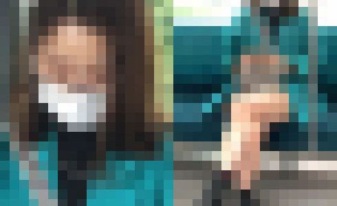 生脚を組んで見せるメガネが似合うオシャレお姉さん（其の三）