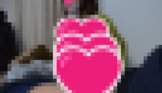 飲み屋のお姉さんが仕事終わりにアプリで知り合ったおじさんとSEX～最後は手コキ ２アングル　おまけ付