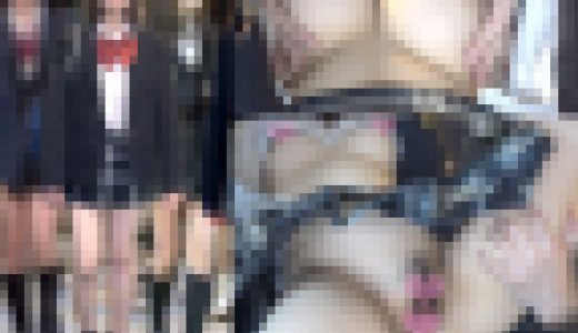 【電車痴漢】美巨乳美少女に無理やり中出し痴漢！大開脚ぐしょ濡れワレメにブチ込み孕ませ中出し