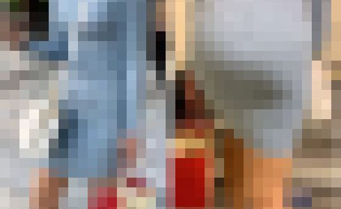 【再販商品です】No.135「身体にピッチピチに張り付くロングワンピース姿の女性達」