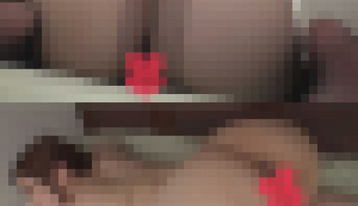 【涼子?親友のビッチ妻??】涼子さんに、お尻アングル中心のお尻まみれの尻フェチ着エロストリップをしてもらった件