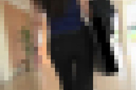 究極のパンツスーツ美女