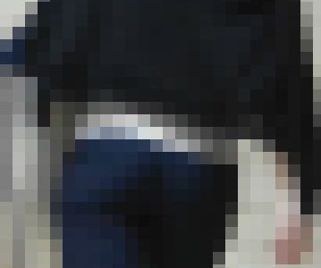 エレガントなパンツスーツお姉さん