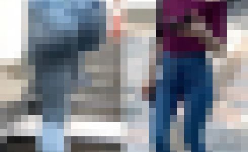 【再販商品です】   No.224「腰つき良過ぎ！スキニーデニムのGAL達」