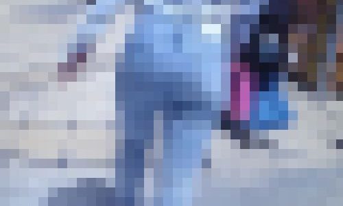 超激エロ美爆尻クビレスタイル抜群の美人女子大生ギャルがスキニーデニム履いて歩いてる姿にフル勃起