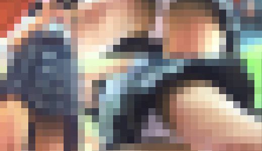 （再販）学生たちの入り乱れる店内にてモロ見え連発Pチラ盗撮映像