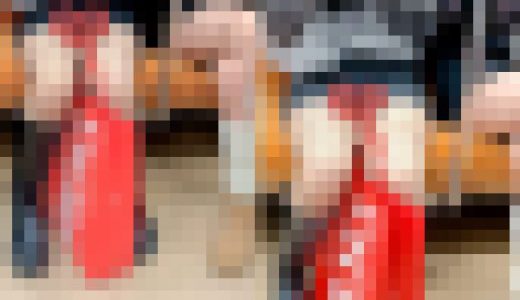 網タイツx超ミニスカxブーツ女子の対面パンチラ
