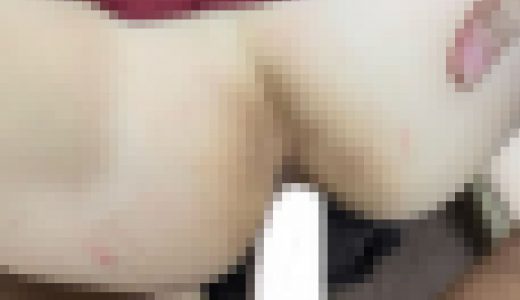 【便器アナル人妻】バックからアナル突き責め。オマンコ丸見えにして前からもアナルファック。ケツ穴でイキまくる美人妻リエ