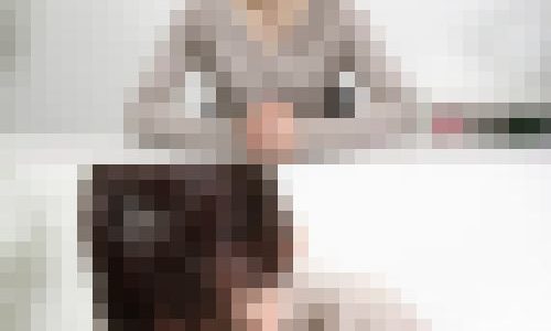 【個別指導塾】美人ハーフ講師/新人バイトの胸元から美巨乳が乳首まで丸見えでした【胸チラ/パンチラ】