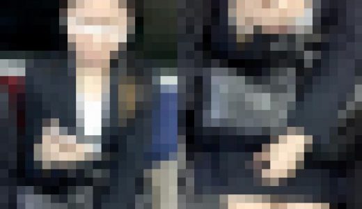 (電車対面）(顔出し)カメからの熱い視線に気付いて…タイトミニの裾を…キレイな指先でピュっとめくっちゃう…OLお姉さんを観察して