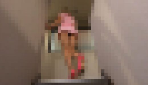 （即フェラシリーズ15）『ドスケベやりまんのみおちゃん』マンションの階段で即生ハメしちゃいました！