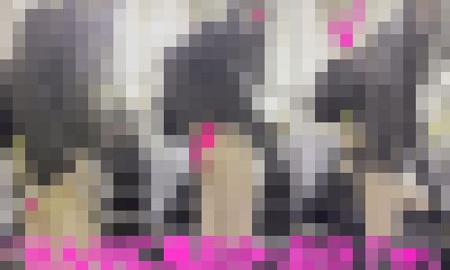 撮影バレ！窒息しそうな太ももとパンツをずーっと見せてくるエロ服ニーハイ痴女・・・⑯