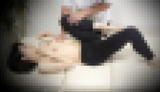 衝撃の全裸ブリッジ!!!?剛毛マンコ丸見えストレッチで美乳を揉みしだく?【施術/後半/下半身編/特典付き】