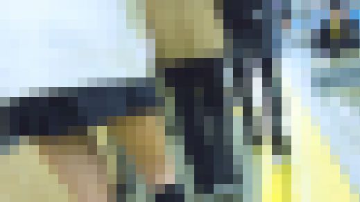 【再販】電車内ドア付近で餌食になるセーラー服姿の美少女