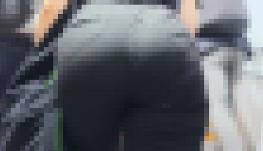 歩行記録0179「ぶるぶる揺れるボリュームヒップの弾力感を堪能」