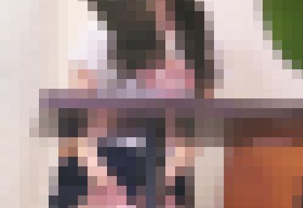 笑顔が素敵なスレンダーお姉さん　引き締まった下半身のパンティーに迫る！