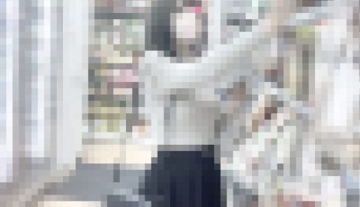 SS級美女に三人の同業者/純白食い込みPを激写【禁断の逆さ撮り】