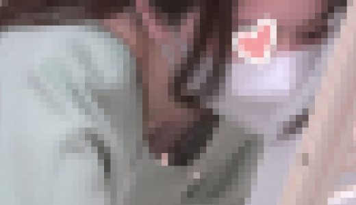 ［お絵描き教室/胸チラ②］セレブ系美人主婦の前屈み浮きブラ乳首の造形美！