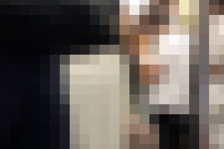 【下からの眺め65_ちっぱいver】モデル体型の美人ＯＬを下から観察！