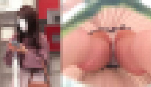 ミステリアスなお姉さんの食い込みパンティー　見つからないように側溝の中から・・・