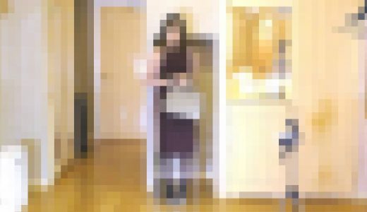【再販】【初】【四十路★黒スト】【透明イス足舐め】【感度◎】【くぱぁアナル】【足コキ射】パンスト美女の足指を舐めつくす！しょうこ45才