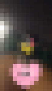 逆さ撮り??韓国女学生の超ミニスカから見える白い絶景