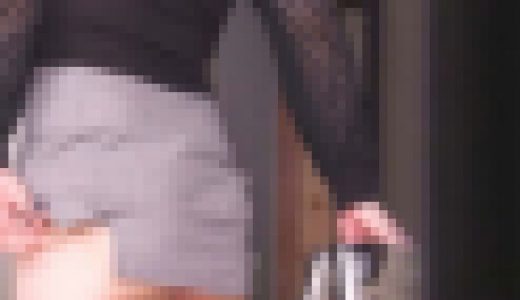 ミニスカ激シコお姉さん！まさかノーパンじゃないですか！？