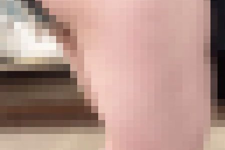 季節外れの尻肉丸出し…変態アイドル風JD粘着接写