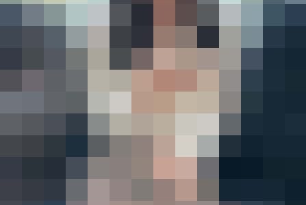 ふわふわのセーターとミニスカートの可愛いＪＫを上から観察