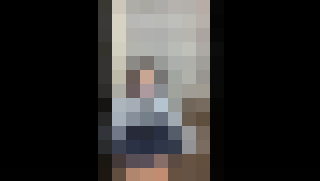 前回初出しした好評だったJKが今度は顔出しでおまんまんを見せます。