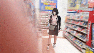 再び見つけたS級美女vs見つかり同業者vs追い払う協力者【禁断の逆さ撮り】Vol.71