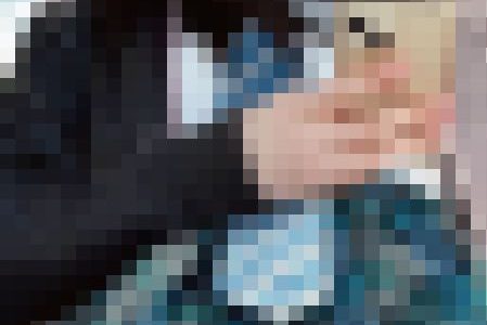 食い込みすぎてハミ肉ぐちゃり…超ミニスカさん対面ねっとり接写?