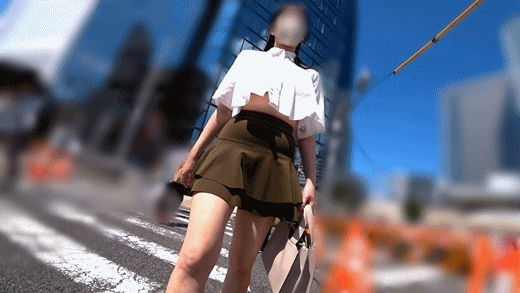 【パイチラ探訪】ノーブラお姉さんのシャツめくれで発覚！驚愕の完熟爆乳に釘付け