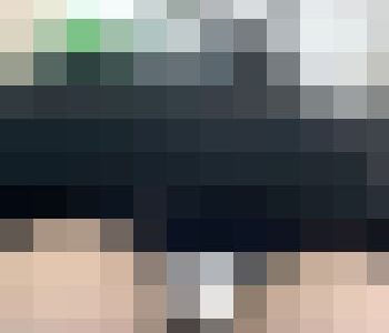 【再販】(電車対面）(顔出し)きゅっと引き締まったパンストあんよを…終始惜しげもなくくぱぁ〜っと緩めちゃう美人OLお姉さんを観察してみま